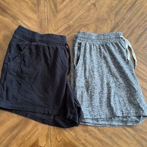 Lot of 2 Pacific Trail Gray Shorts/32 Degrees Black Women’s Size XXL Elastic